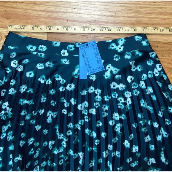 Simply Vera Vera Wang Pleated Cool At Night Skirt Pleated Size Large Blue Floral - Picture 9 of 12